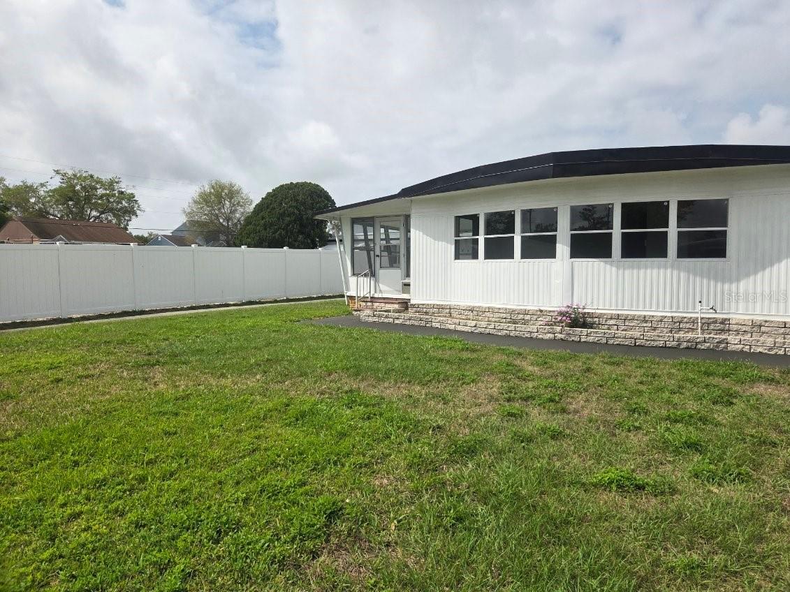 13 Hamilton Lane Palm Harbor FL 34684 TB8486207 image2