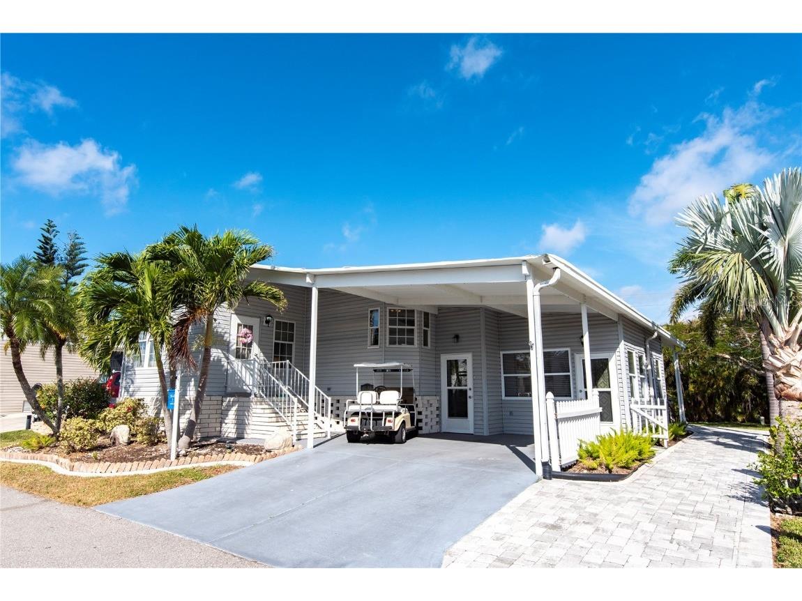 13 Holland Drive Punta Gorda FL 33950 C7473373 image1