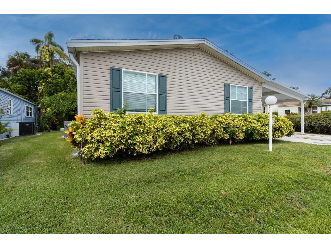 13 Meadowlark Circle, Ellenton, FL, 34222 MLS A4583274 Edina Realty