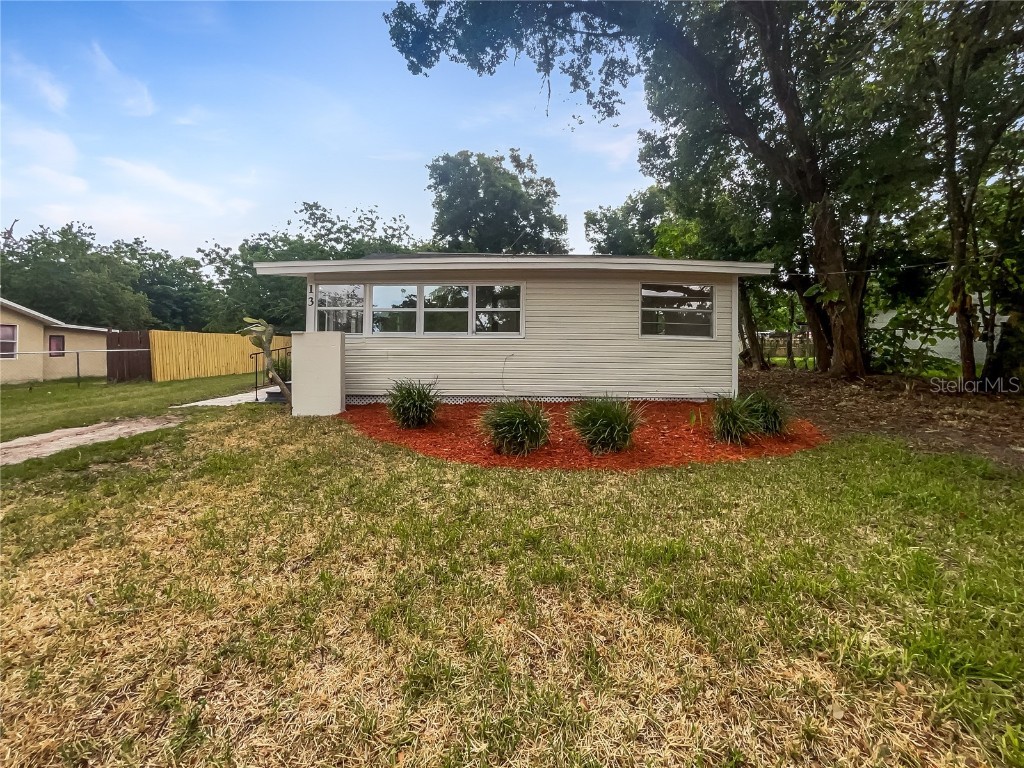 13 N Christiana Avenue Apopka FL 32703 O6214454 image1
