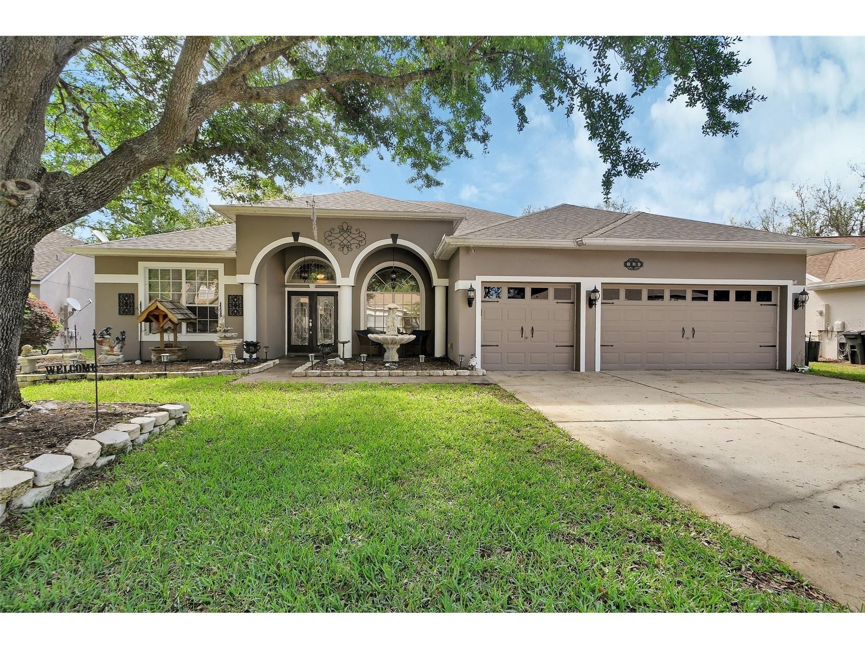13 Pleasent Hill Drive Debary FL 32713 V4948309 image1