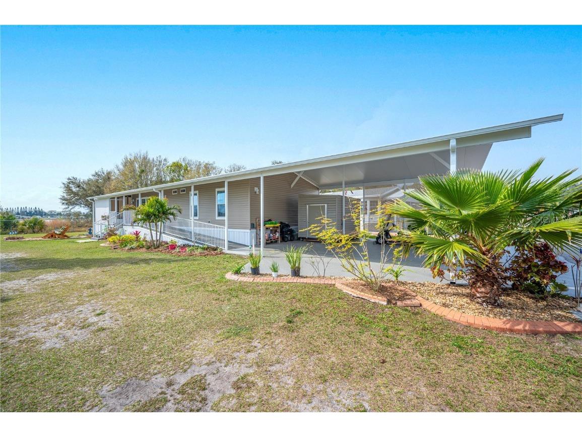 13 Queen Of Waters Street Lake Wales FL 33898 - SADDLEBAG LAKE L4948082 image1