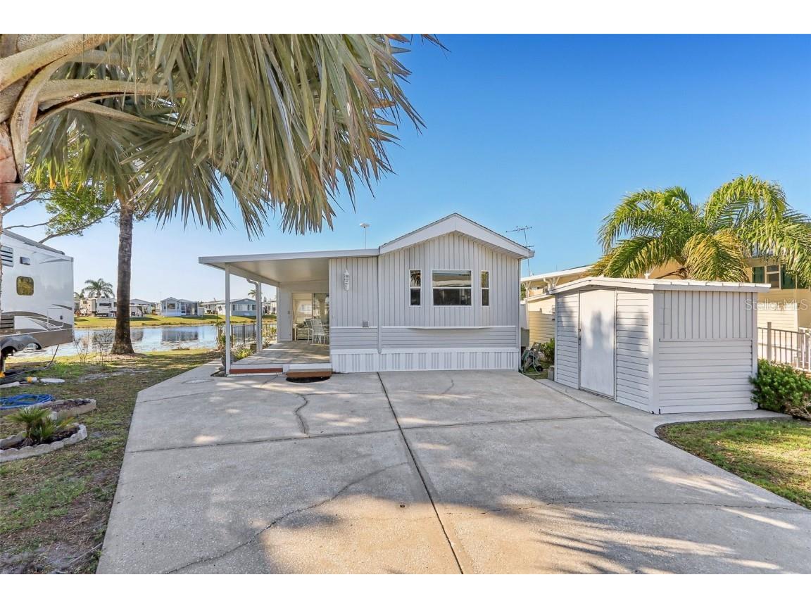 13 Red Quill Circle Lake Wales FL 33898 - SADDLEBAG LAKE S5122174 image1