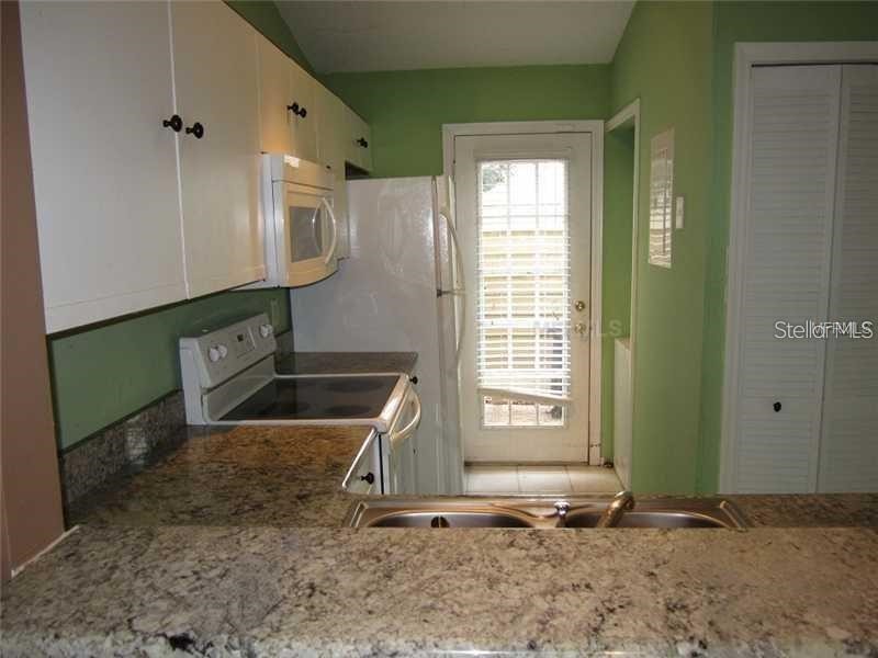13 Silver Park Circle Kissimmee FL 34743 O6416390 image6