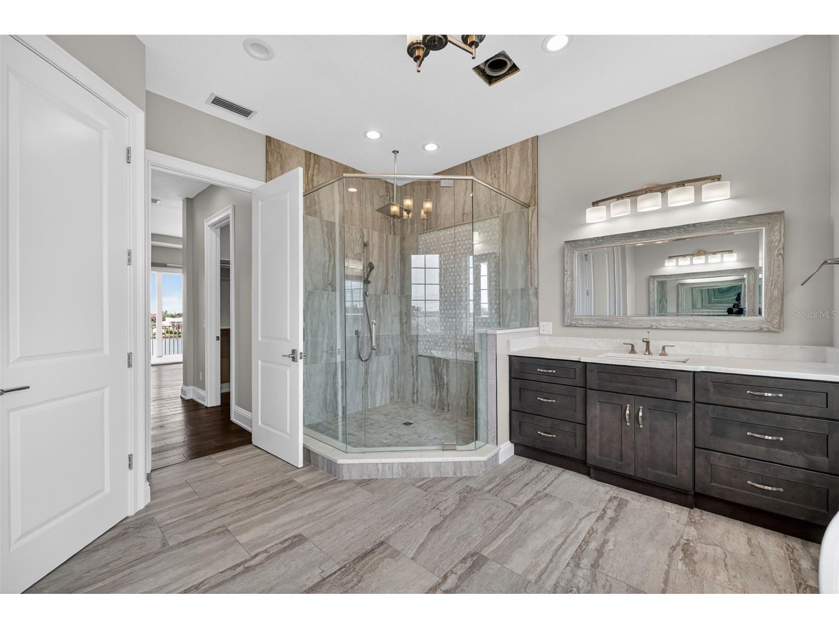 13 Treasure Ln Treasure Island FL 33706 - BOCA CIEGA BAY TB8487810 image84