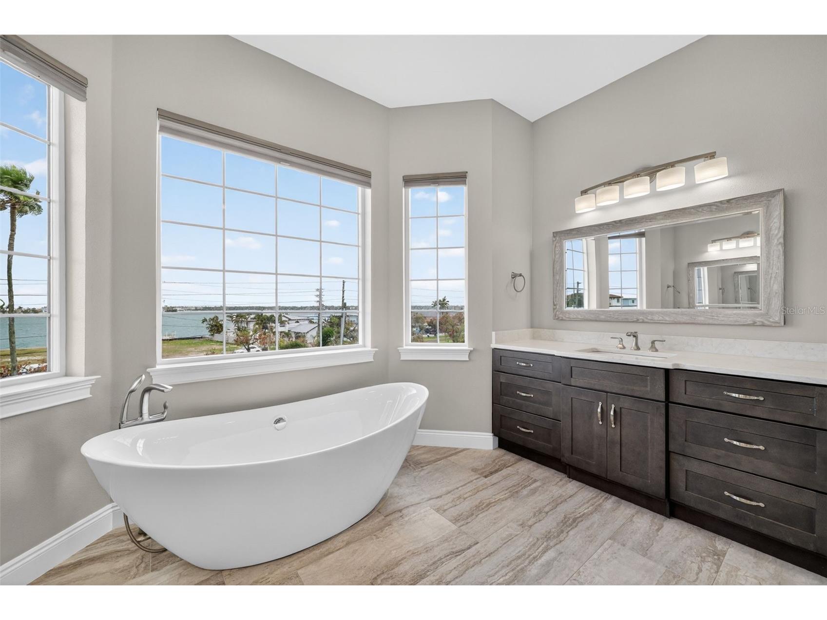 13 Treasure Ln Treasure Island FL 33706 - BOCA CIEGA BAY TB8487810 image85