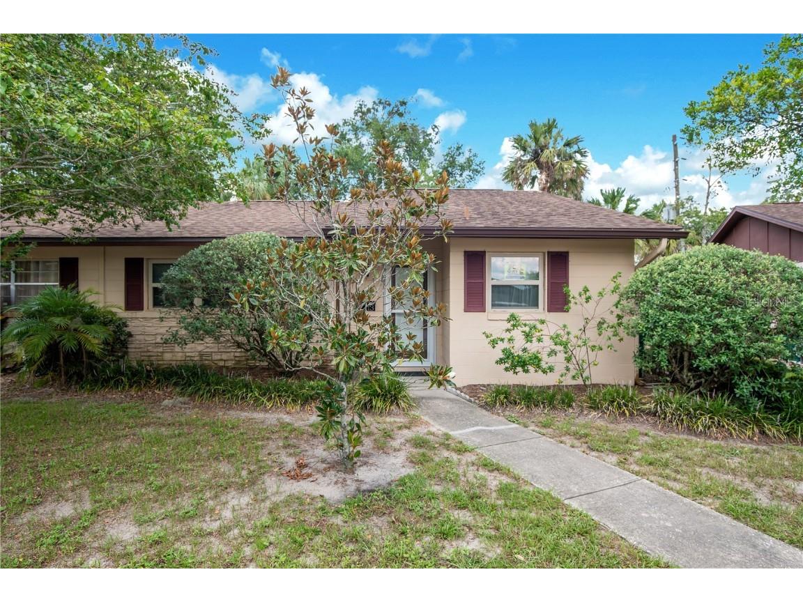 13 Villa Villar Court #130 Deland FL 32724 V4944067 image1