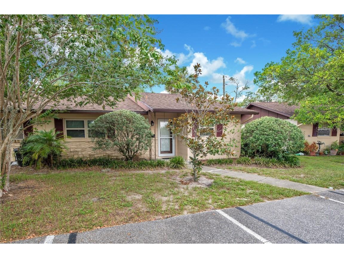 13 Villa Villar Court #130 Deland FL 32724 V4944067 image3