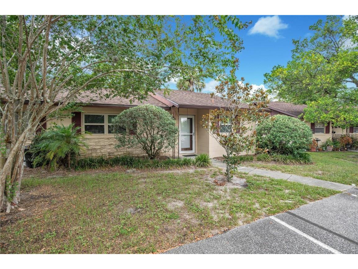 13 Villa Villar Court #130 Deland FL 32724 V4944067 image4