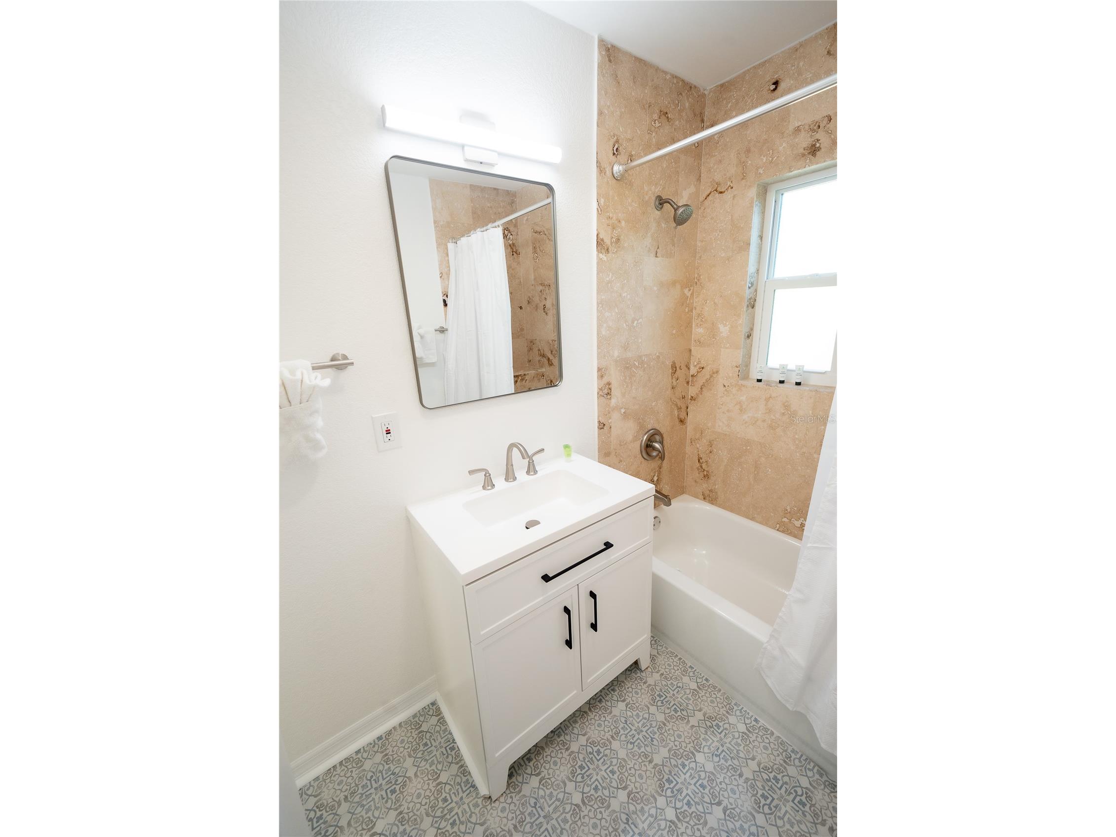 130 177th Ter W Redington Shores FL 33708 O6390736 image24