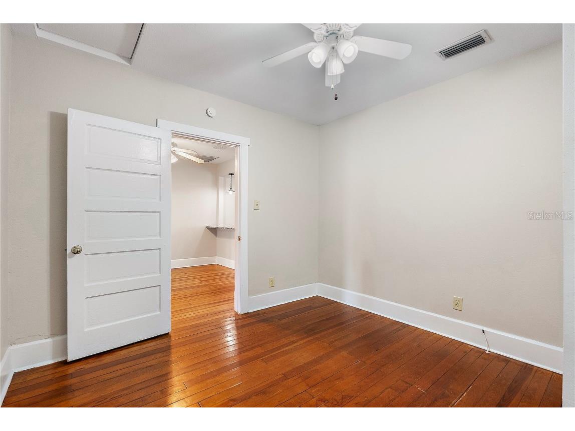 130 17th Avenue N Saint Petersburg FL 33704 TB8442620 image15