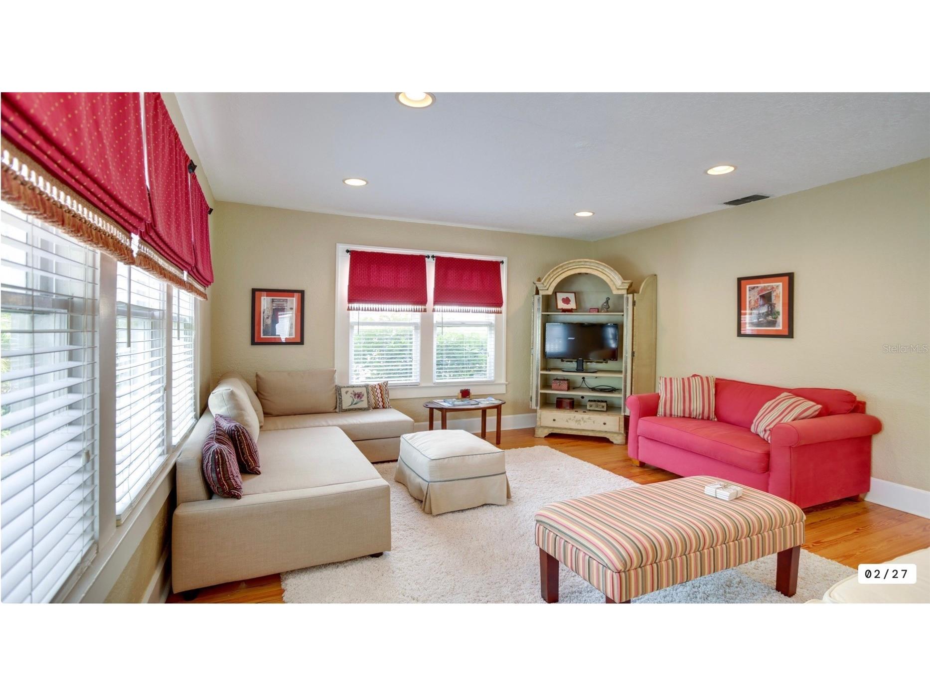 130 22nd Avenue NE Saint Petersburg FL 33704 TB8473969 image10