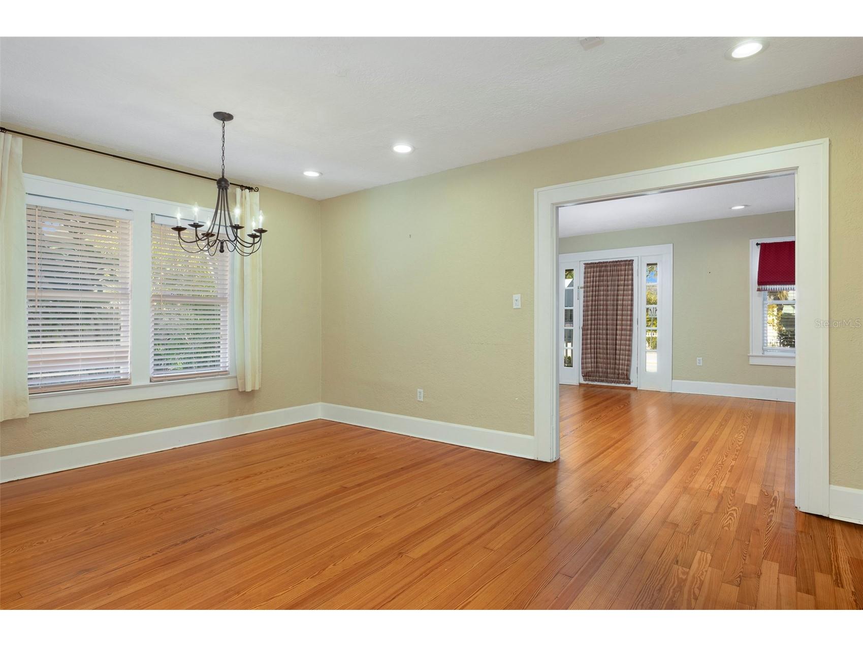 130 22nd Avenue NE Saint Petersburg FL 33704 TB8473969 image16