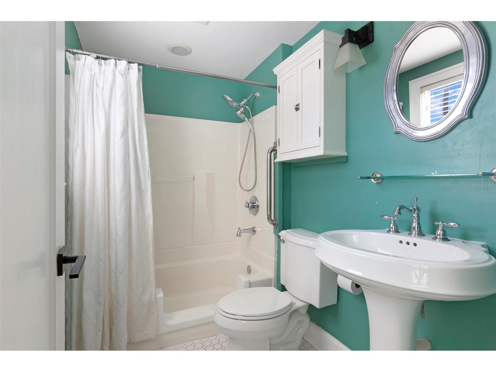 130 22nd Avenue NE Saint Petersburg FL 33704 TB8473969 image29