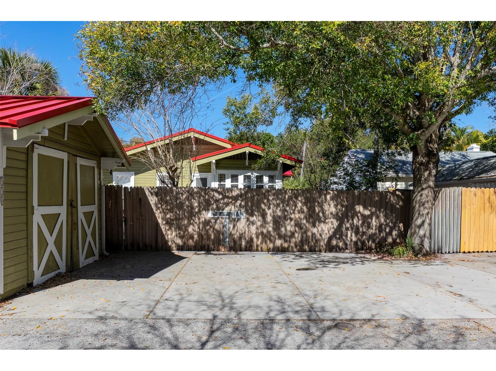 130 22nd Avenue NE Saint Petersburg FL 33704 TB8473969 image45