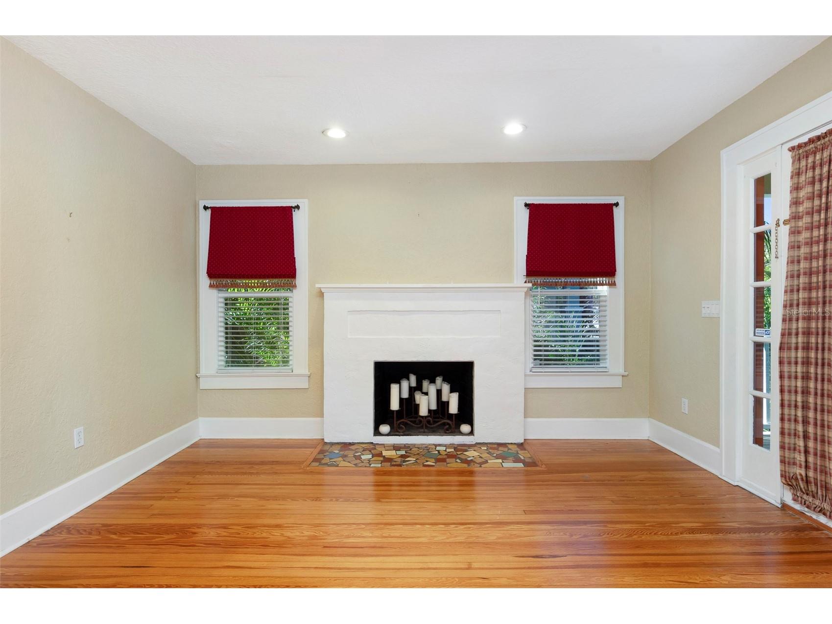 130 22nd Avenue NE Saint Petersburg FL 33704 TB8473969 image7