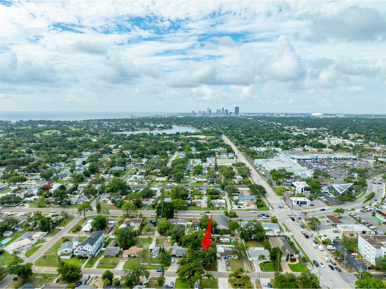 130 41st Avenue NE Saint Petersburg FL 33703 TB8514560 image1