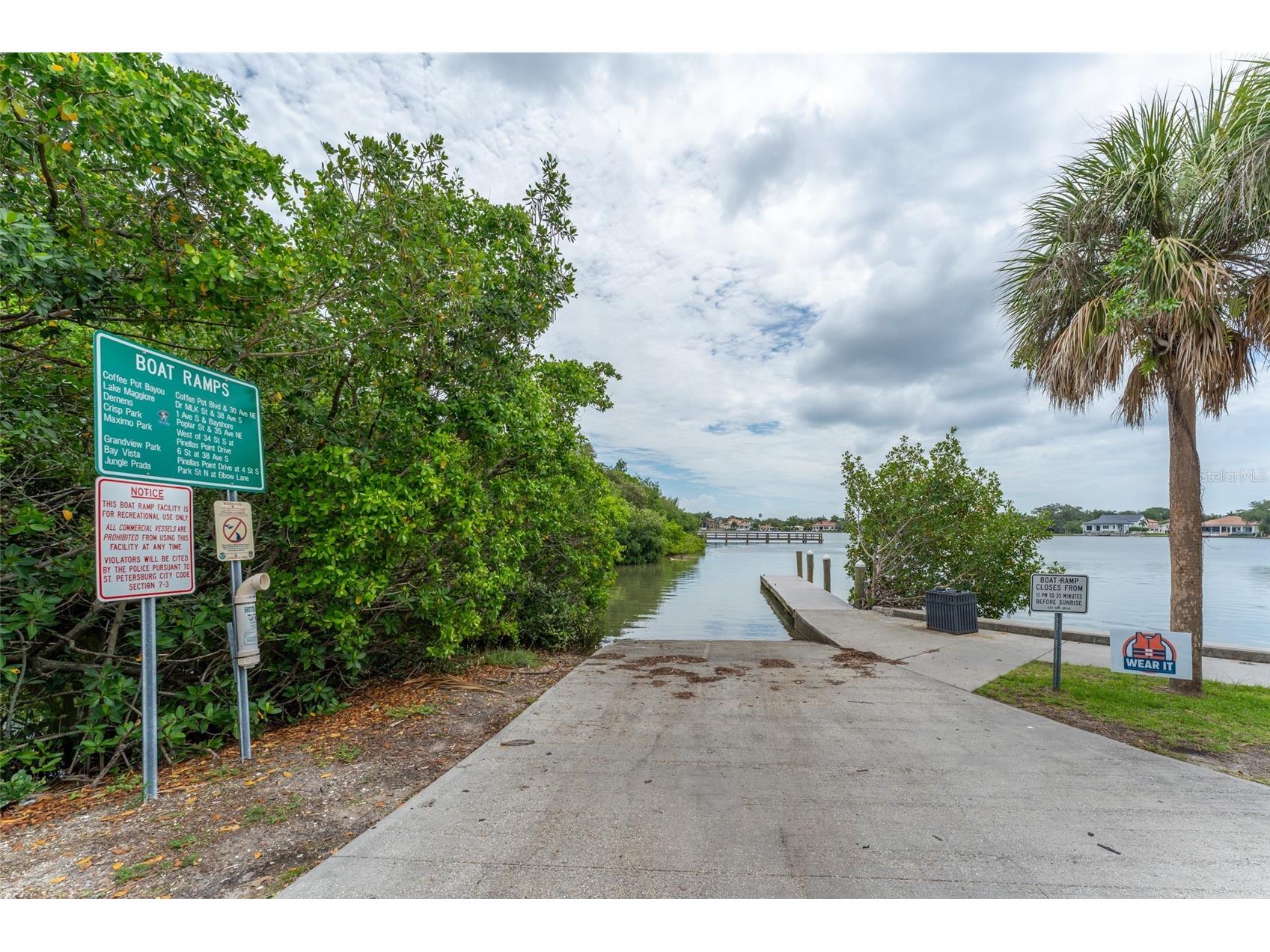 130 41st Avenue NE Saint Petersburg FL 33703 TB8514560 image31