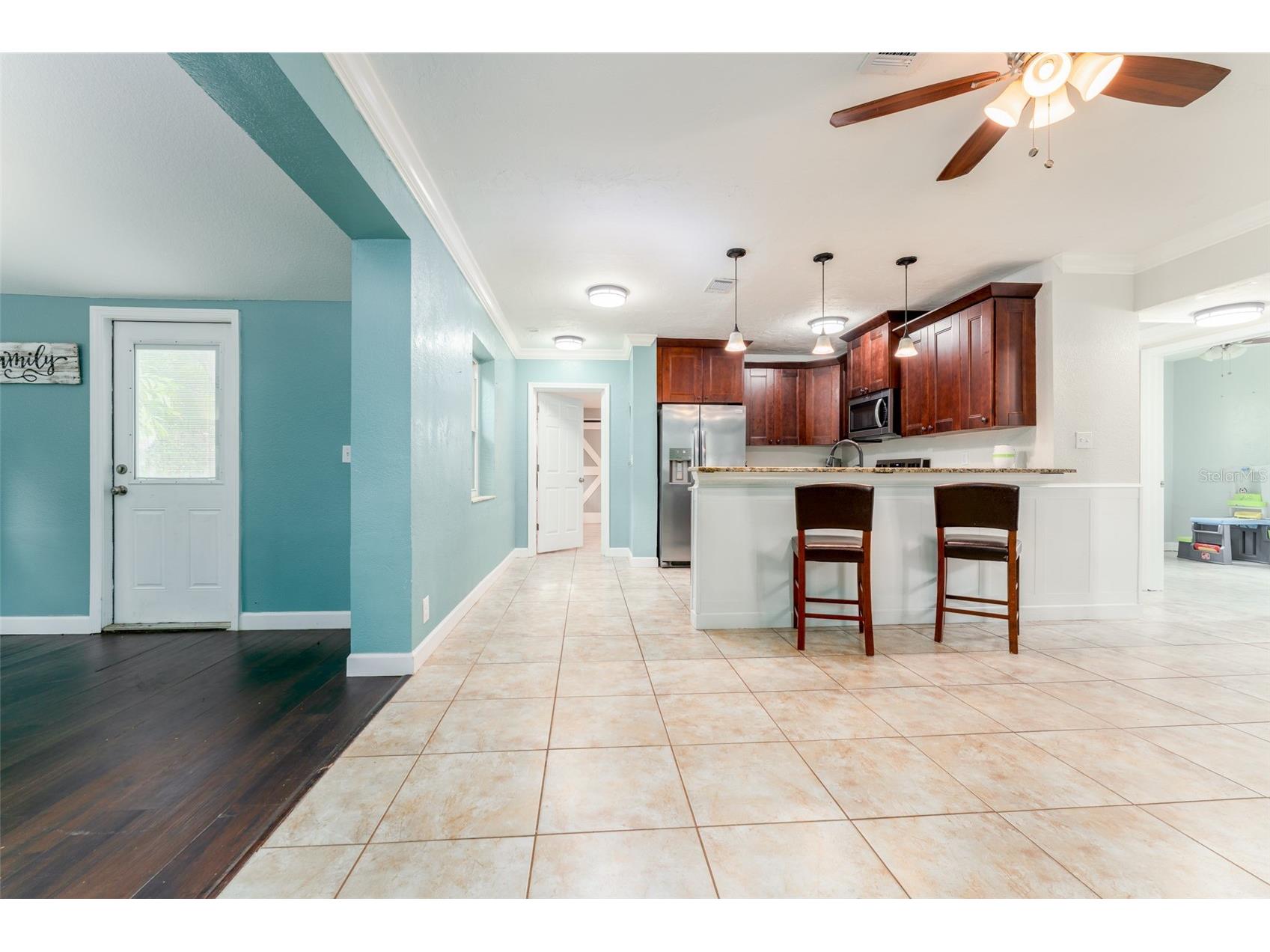 130 41st Avenue NE Saint Petersburg FL 33703 TB8514560 image5
