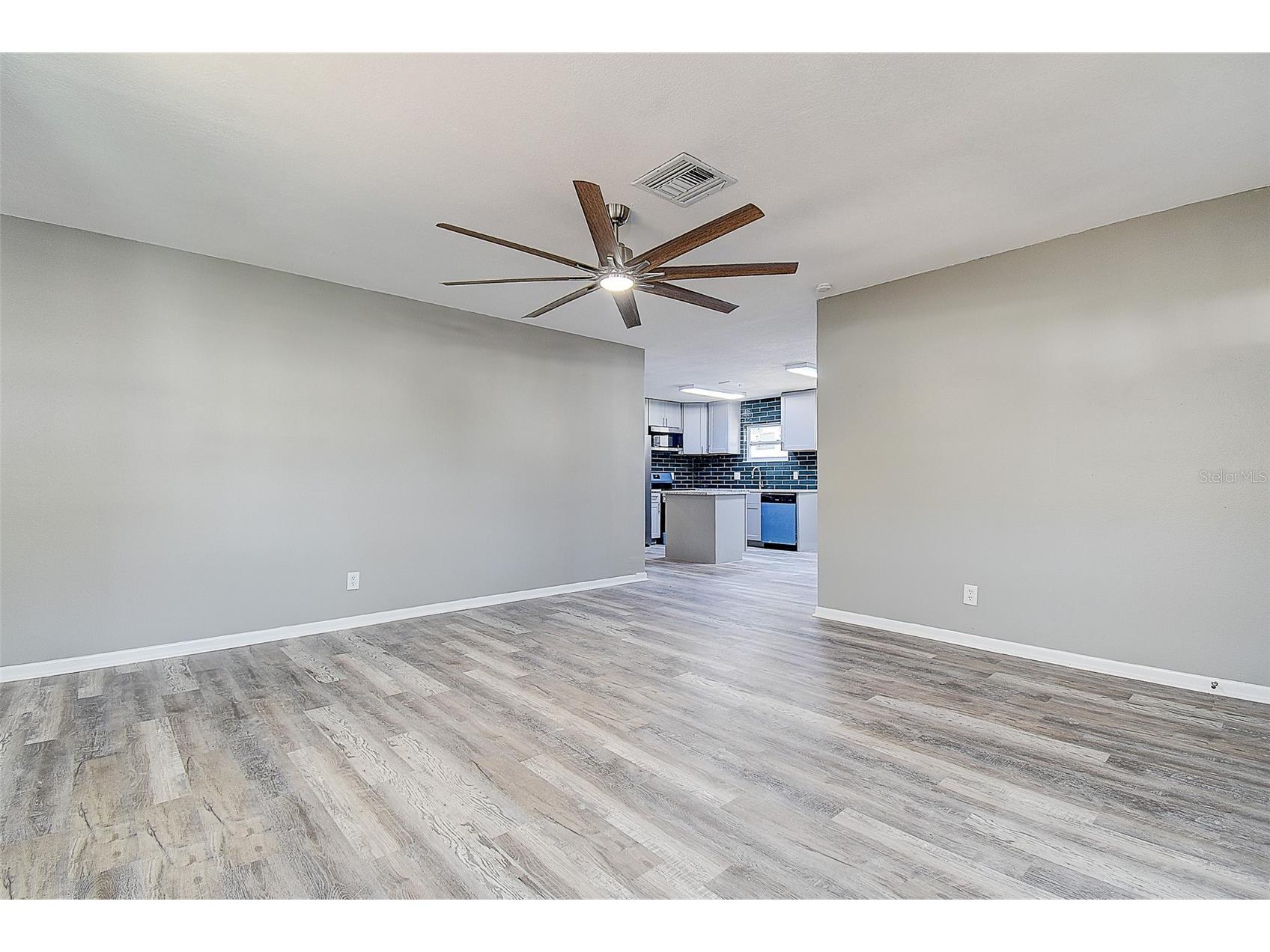 130 42nd Avenue N Saint Petersburg FL 33703 TB8475469 image15