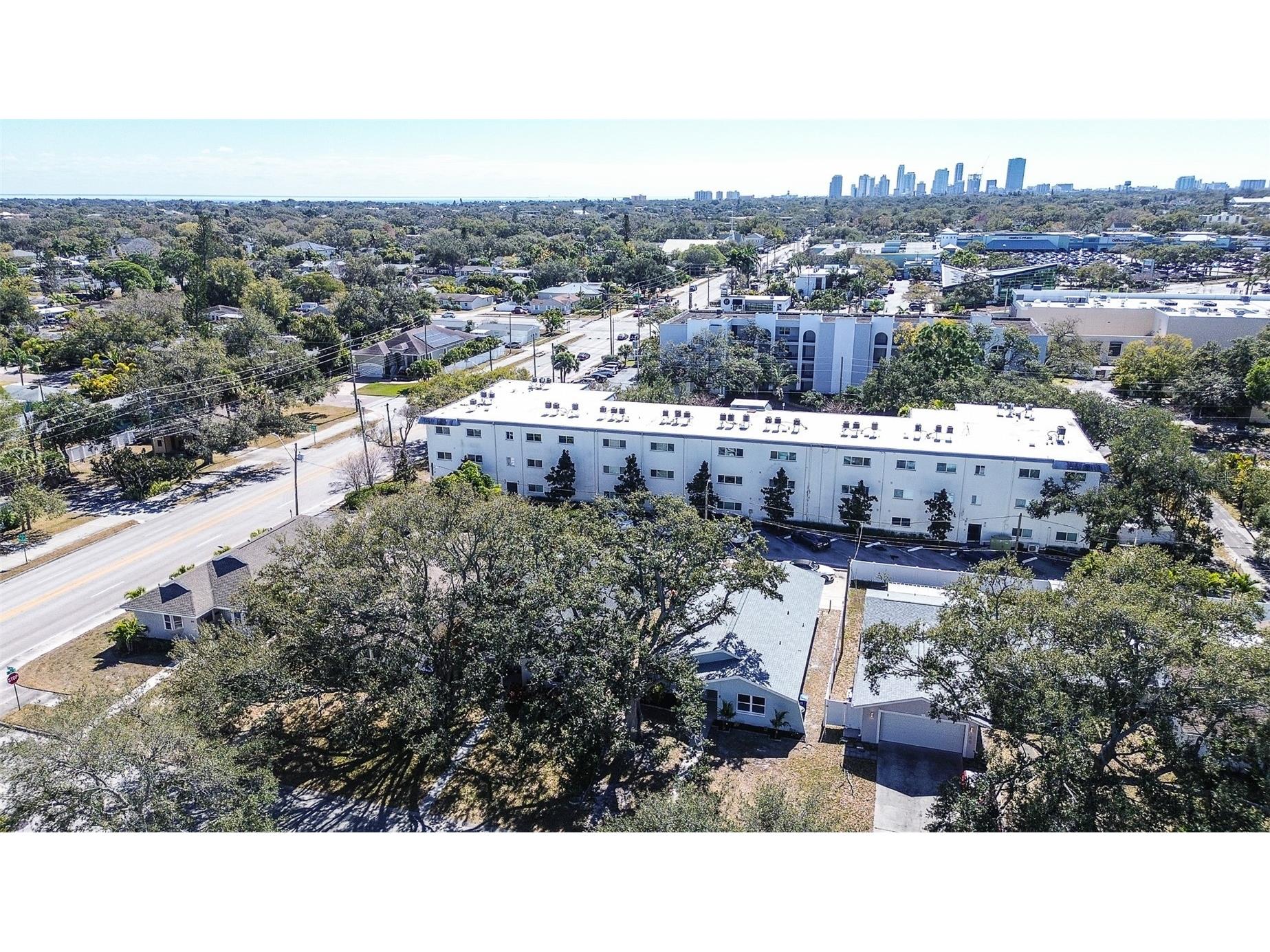 130 42nd Avenue N Saint Petersburg FL 33703 TB8475469 image44