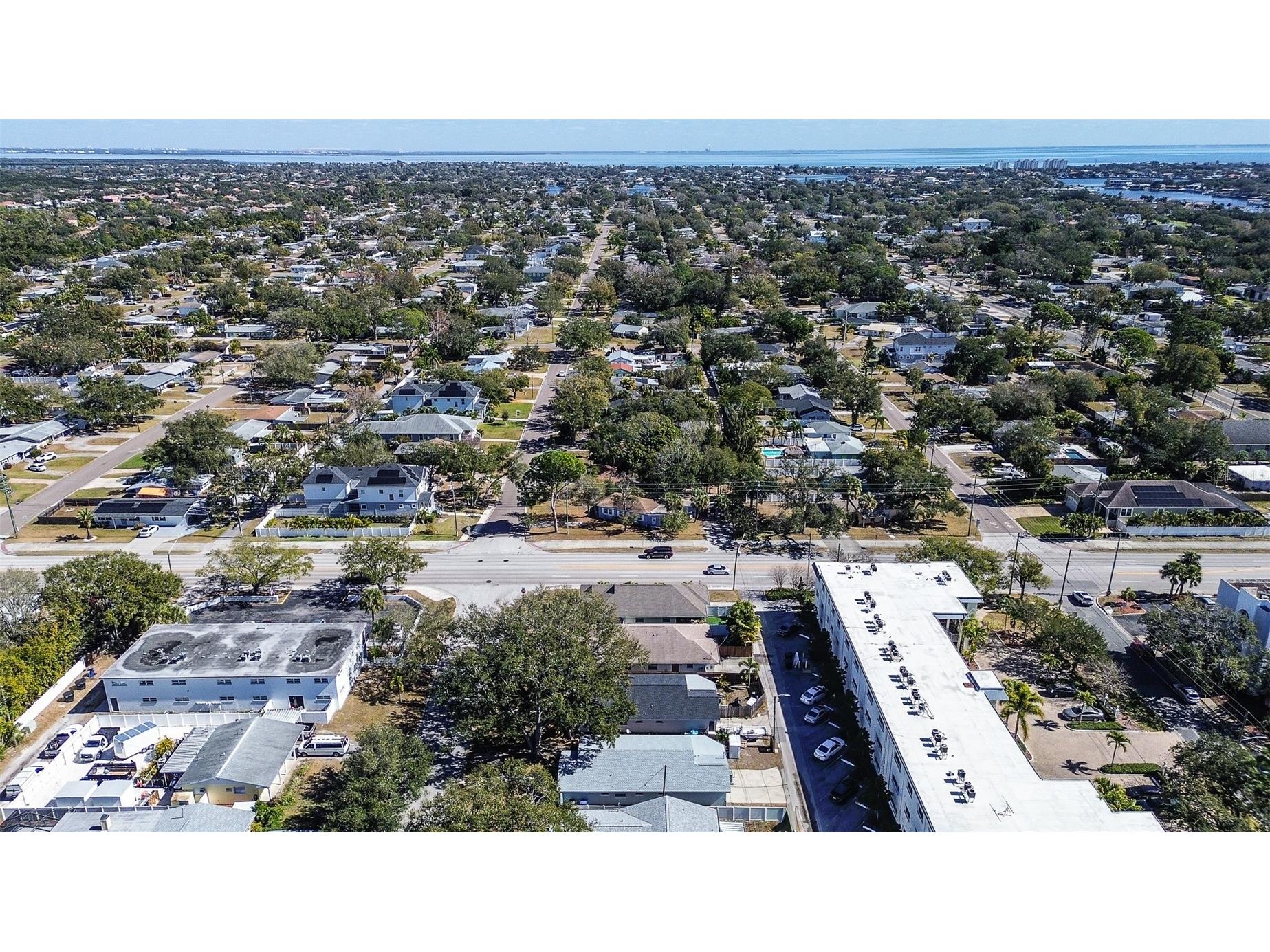 130 42nd Avenue N Saint Petersburg FL 33703 TB8475469 image45
