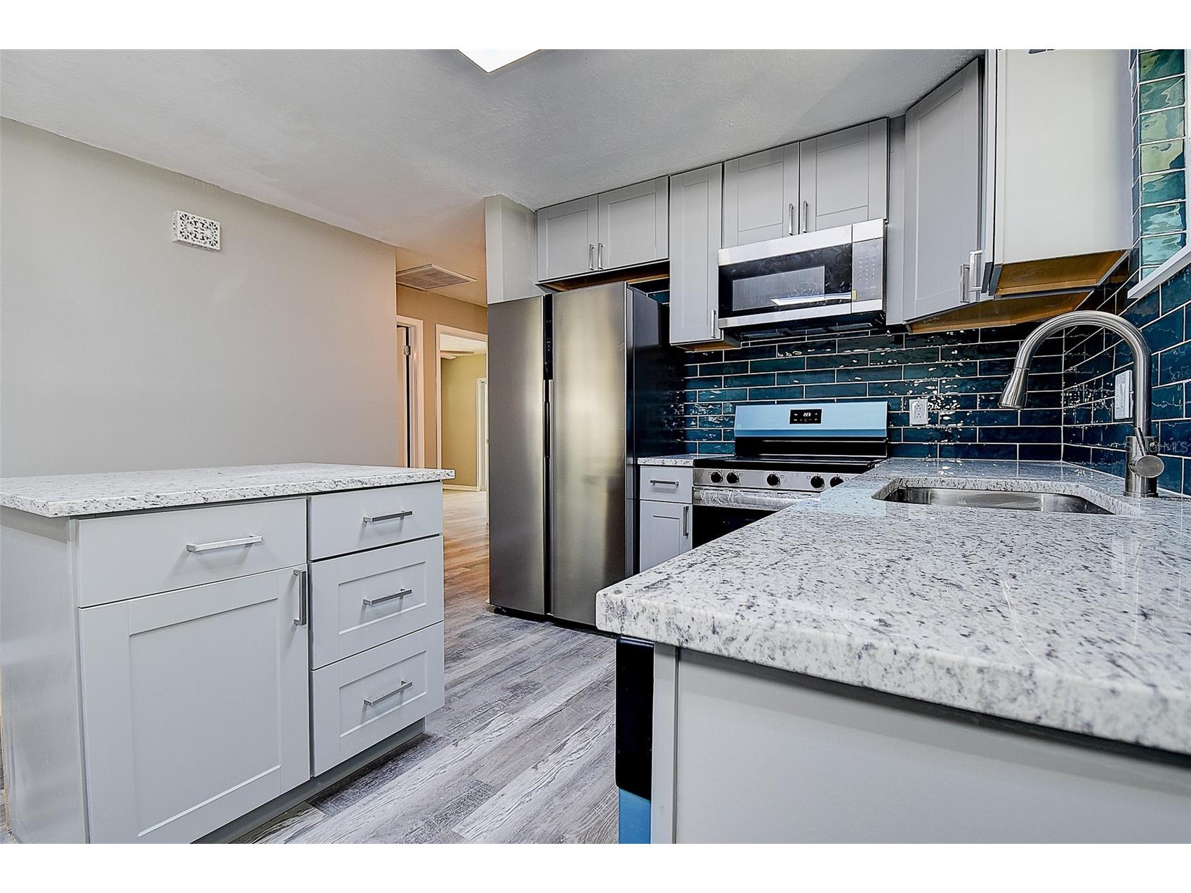 130 42nd Avenue N Saint Petersburg FL 33703 TB8475469 image6