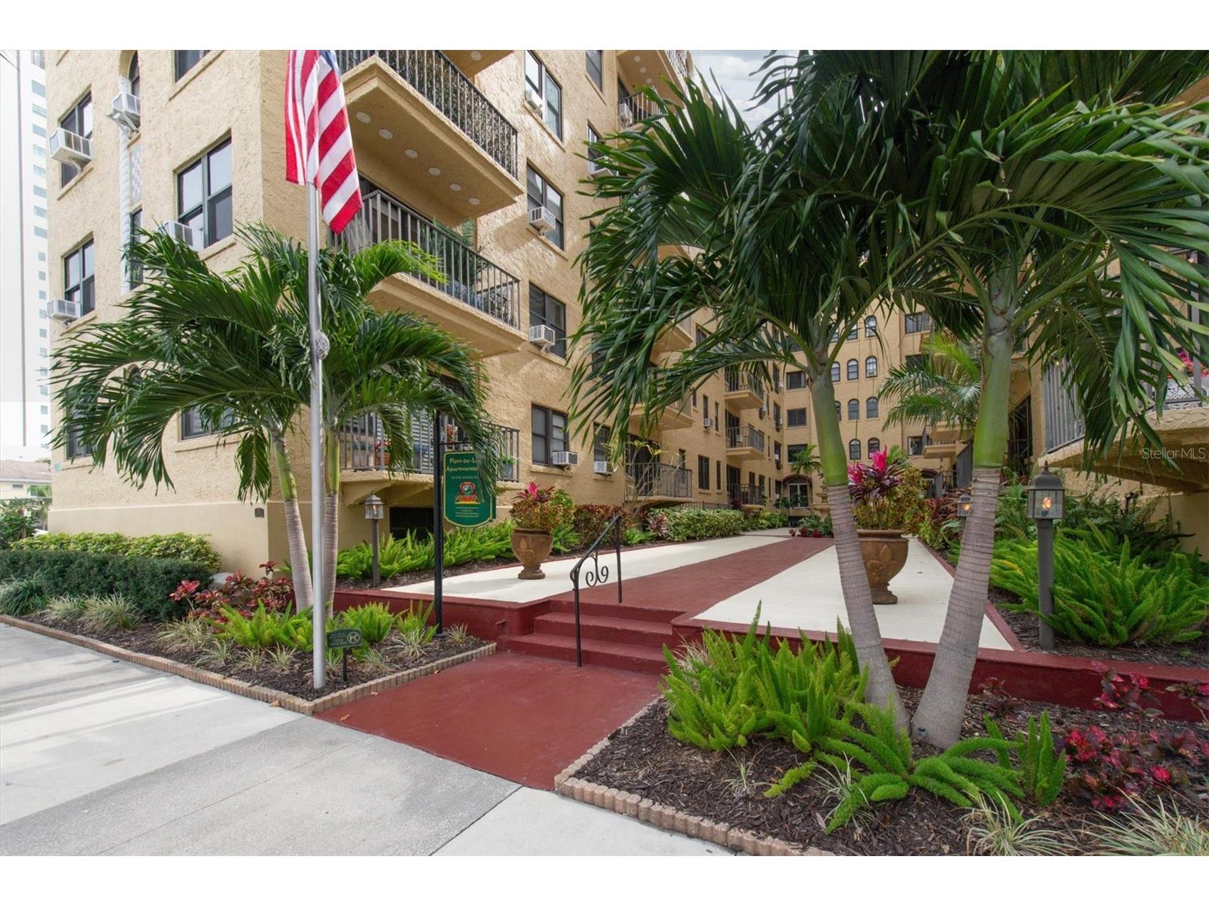 130 4th Avenue N #201 Saint Petersburg FL 33701 TB8464942 image3