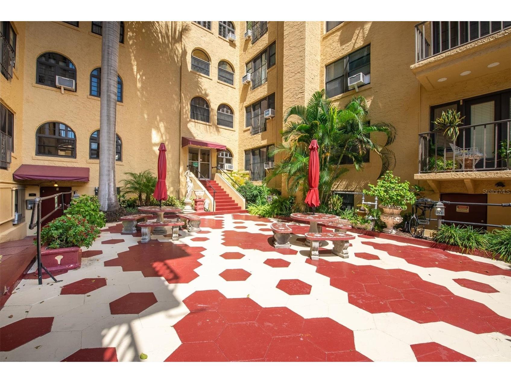 130 4th Avenue N #201 Saint Petersburg FL 33701 TB8464942 image37