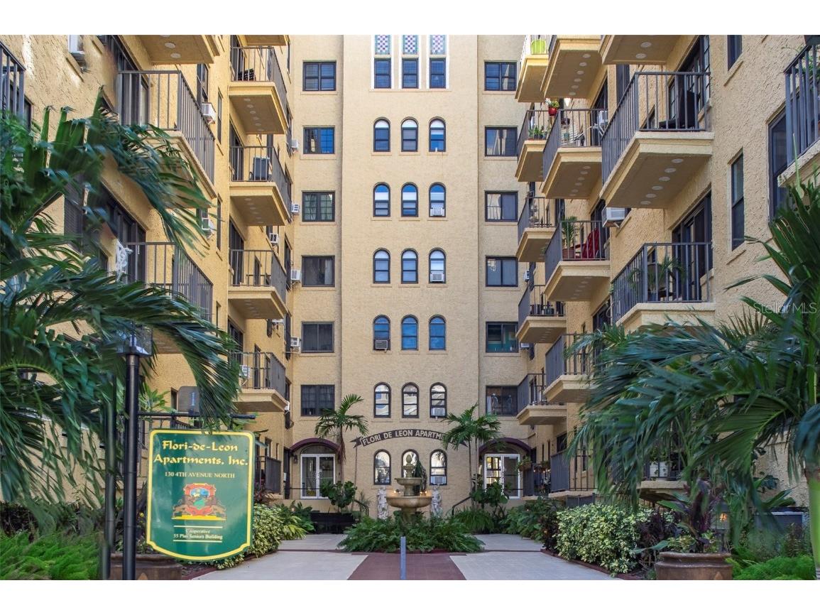 130 4th Avenue N #403 Saint Petersburg FL 33701 TB8321119 image1