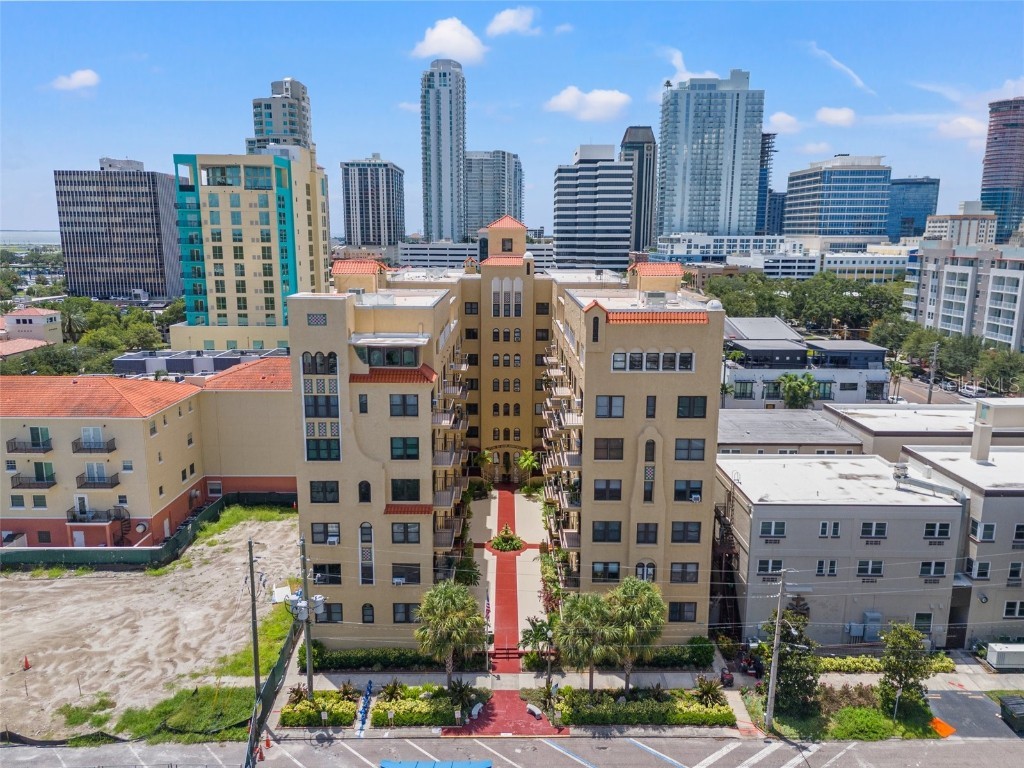 130 4th Avenue N #603 Saint Petersburg FL 33701 U8252474 image1