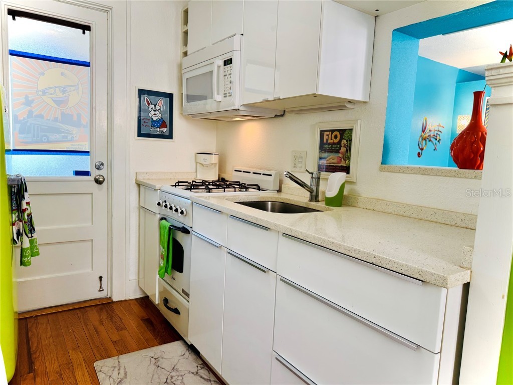 130 4th Avenue N #608 Saint Petersburg FL 33701 TB8369787 image10