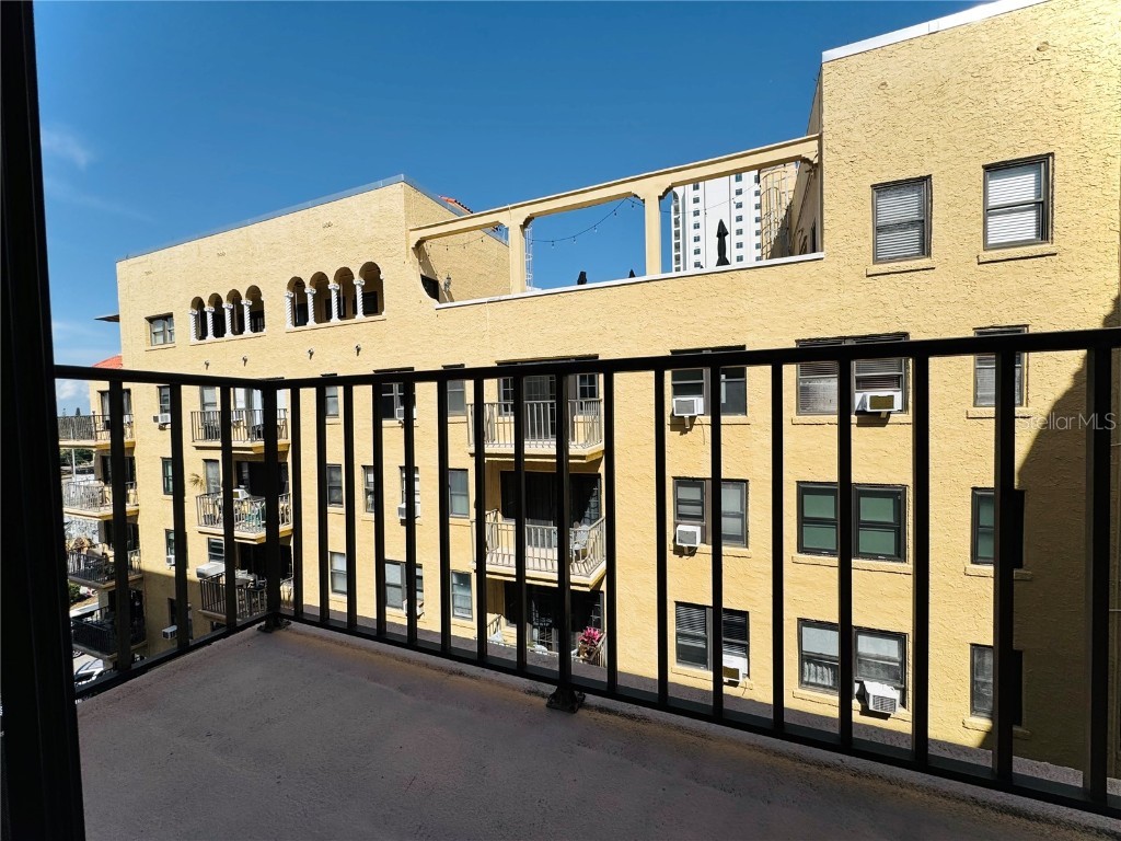 130 4th Avenue N #608 Saint Petersburg FL 33701 TB8369787 image6