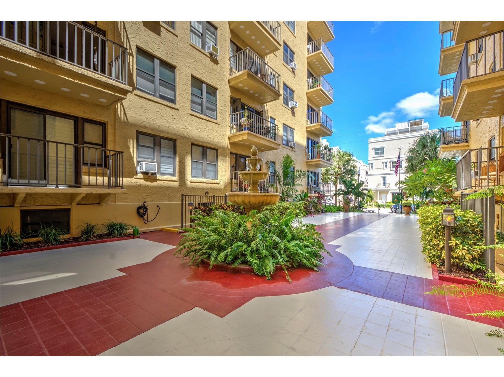 130 4th Avenue N #610 Saint Petersburg FL 33701 TB8459190 image2