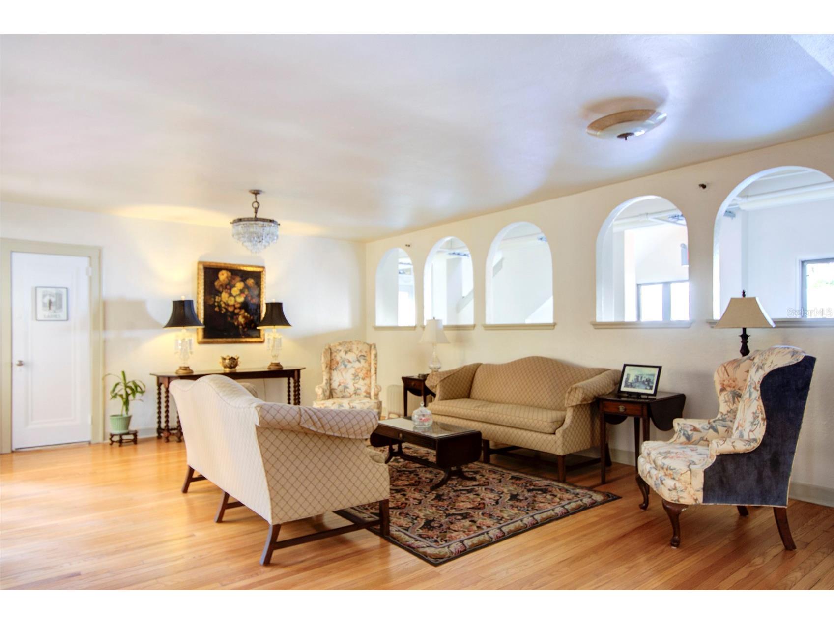 130 4th Avenue N #610 Saint Petersburg FL 33701 TB8459190 image54