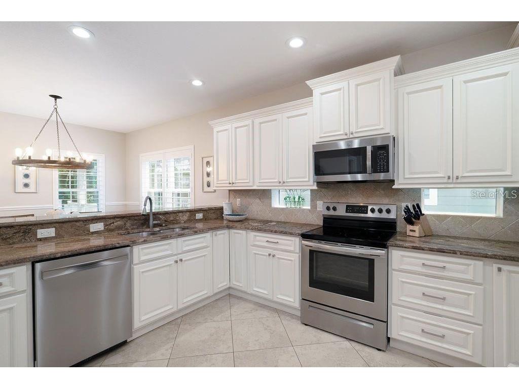 130 50th Street Holmes Beach FL 34217 A4683830 image10