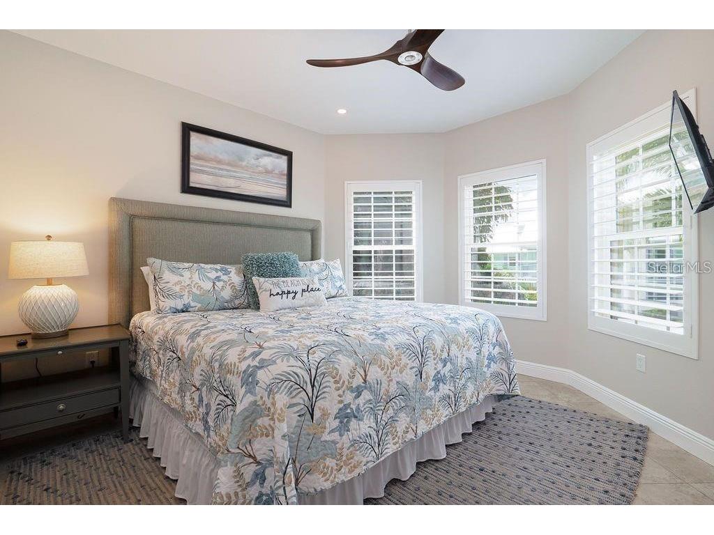 130 50th Street Holmes Beach FL 34217 A4683830 image19