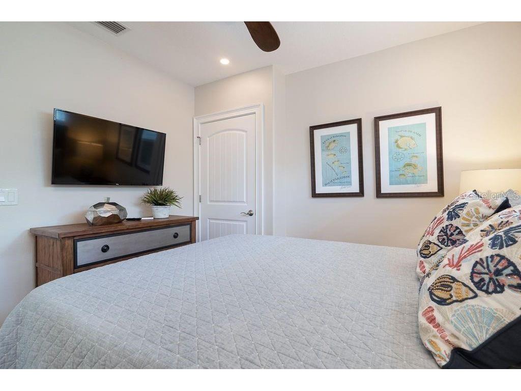 130 50th Street Holmes Beach FL 34217 A4683830 image30