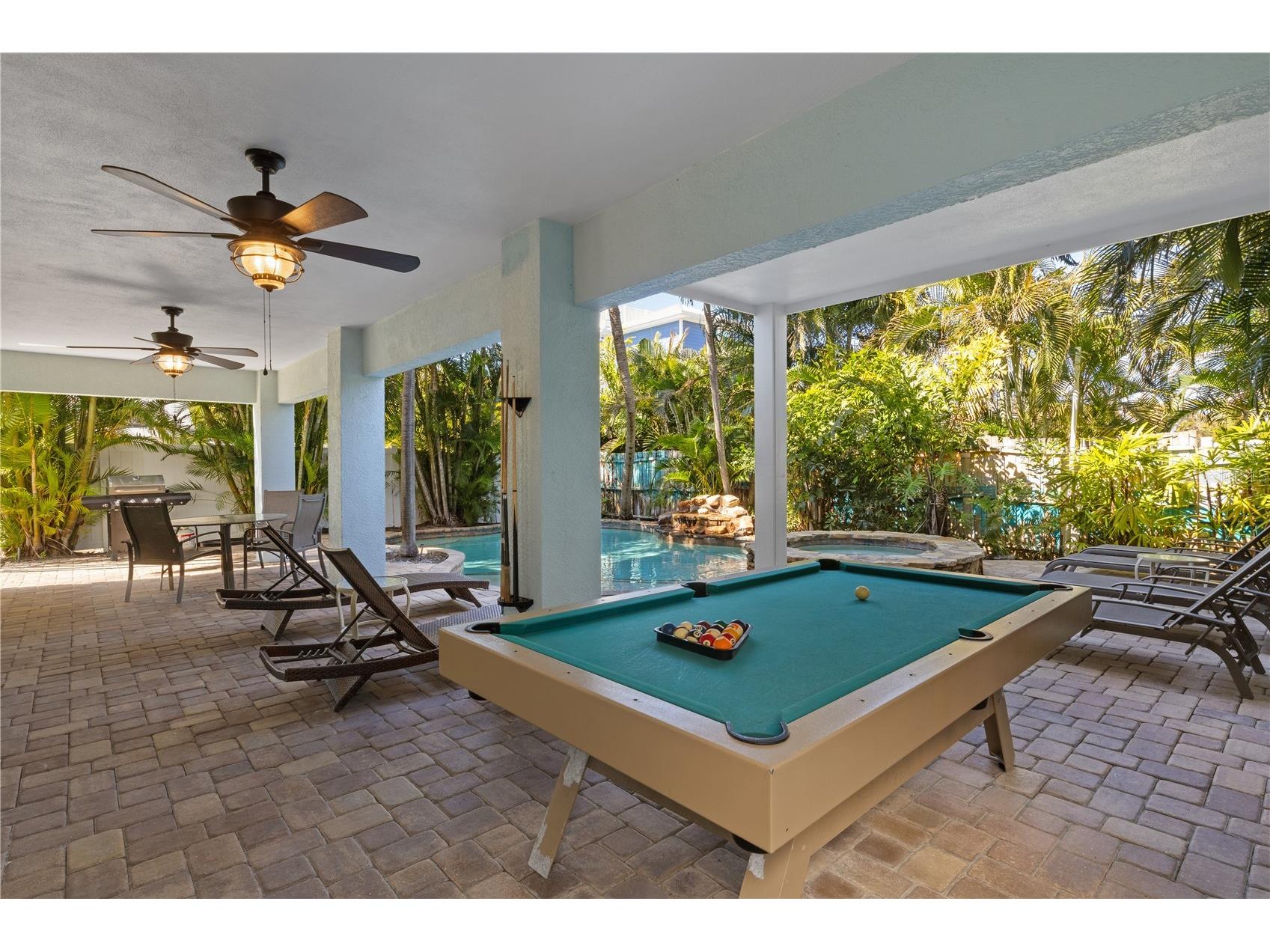 130 50th Street Holmes Beach FL 34217 A4683830 image40