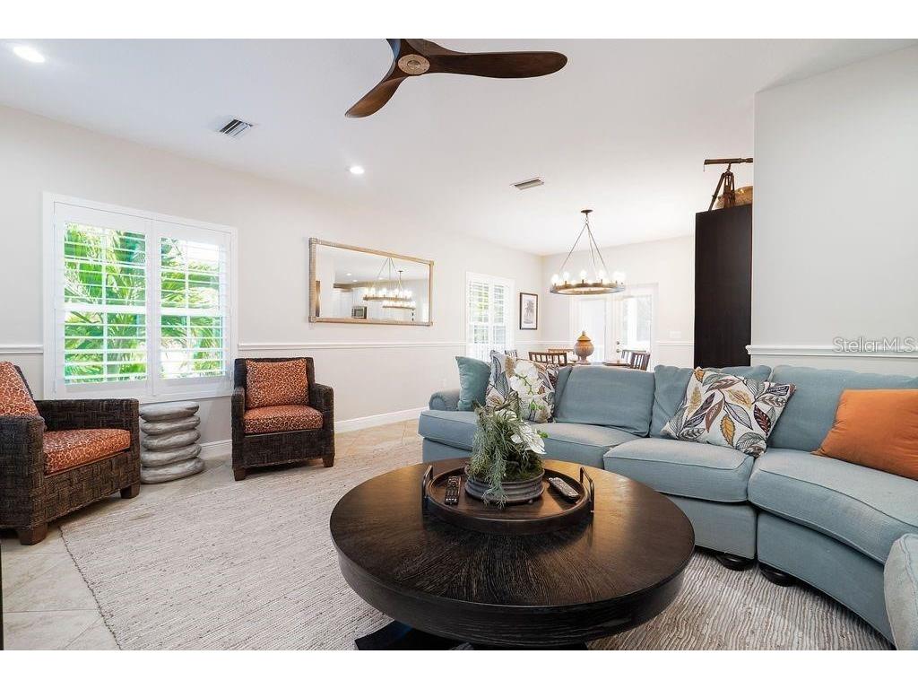 130 50th Street Holmes Beach FL 34217 A4683830 image6