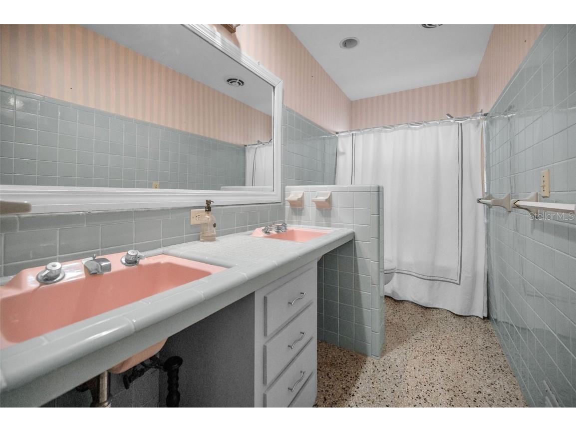 130 60th Avenue Saint Pete Beach FL 33706 TB8446584 image18