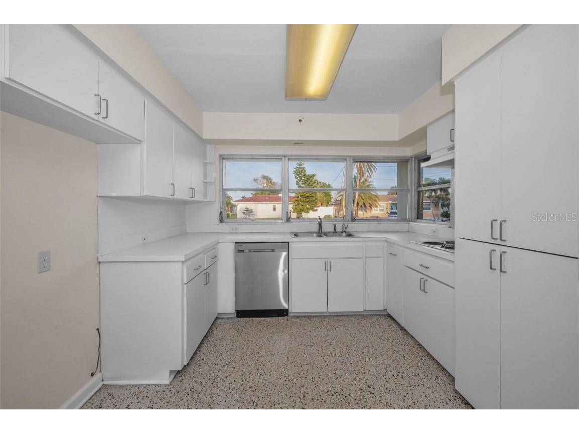 130 60th Avenue Saint Pete Beach FL 33706 TB8446584 image9