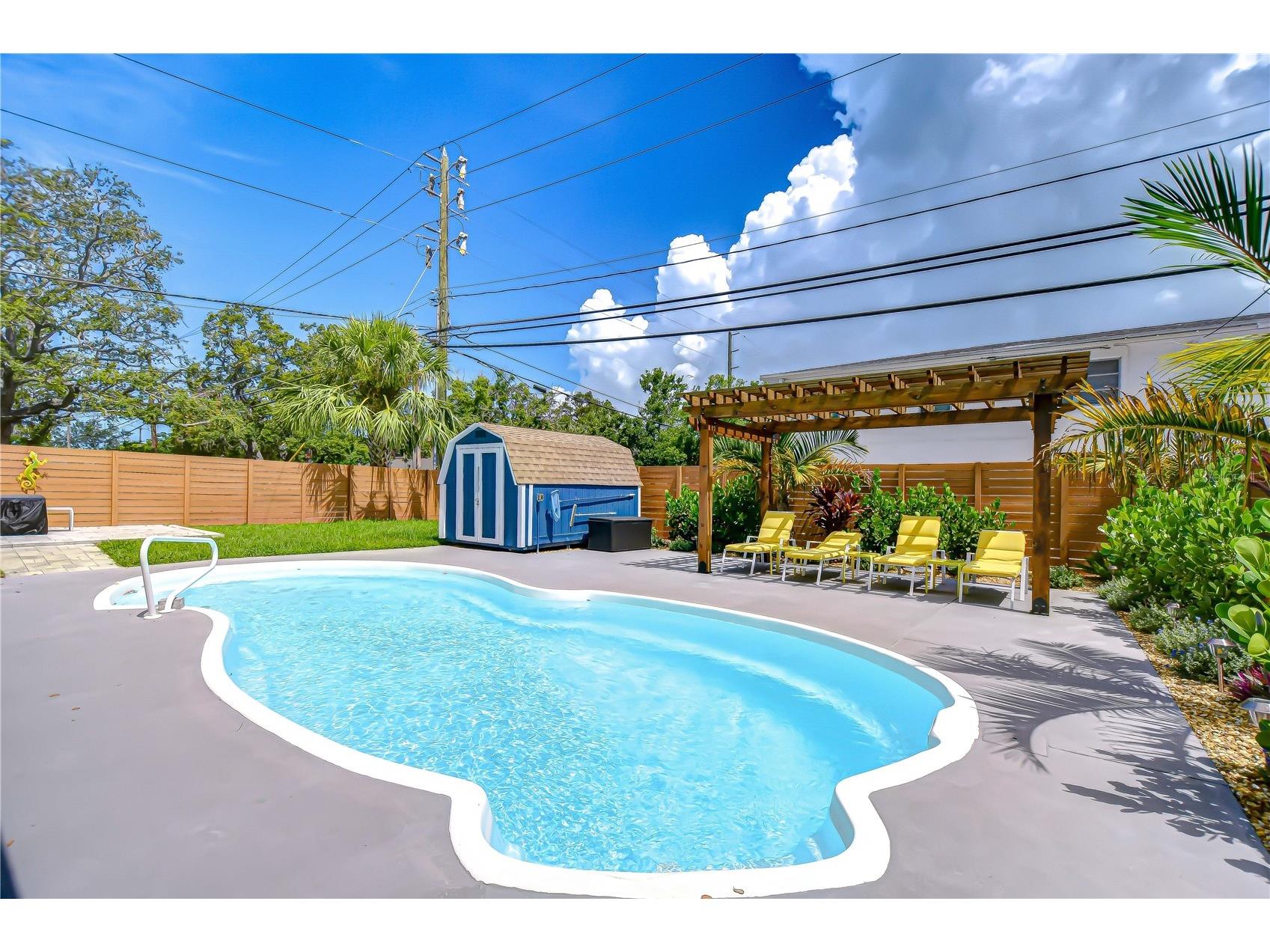 130 63rd Street S Saint Petersburg FL 33707 TB8458571 image35
