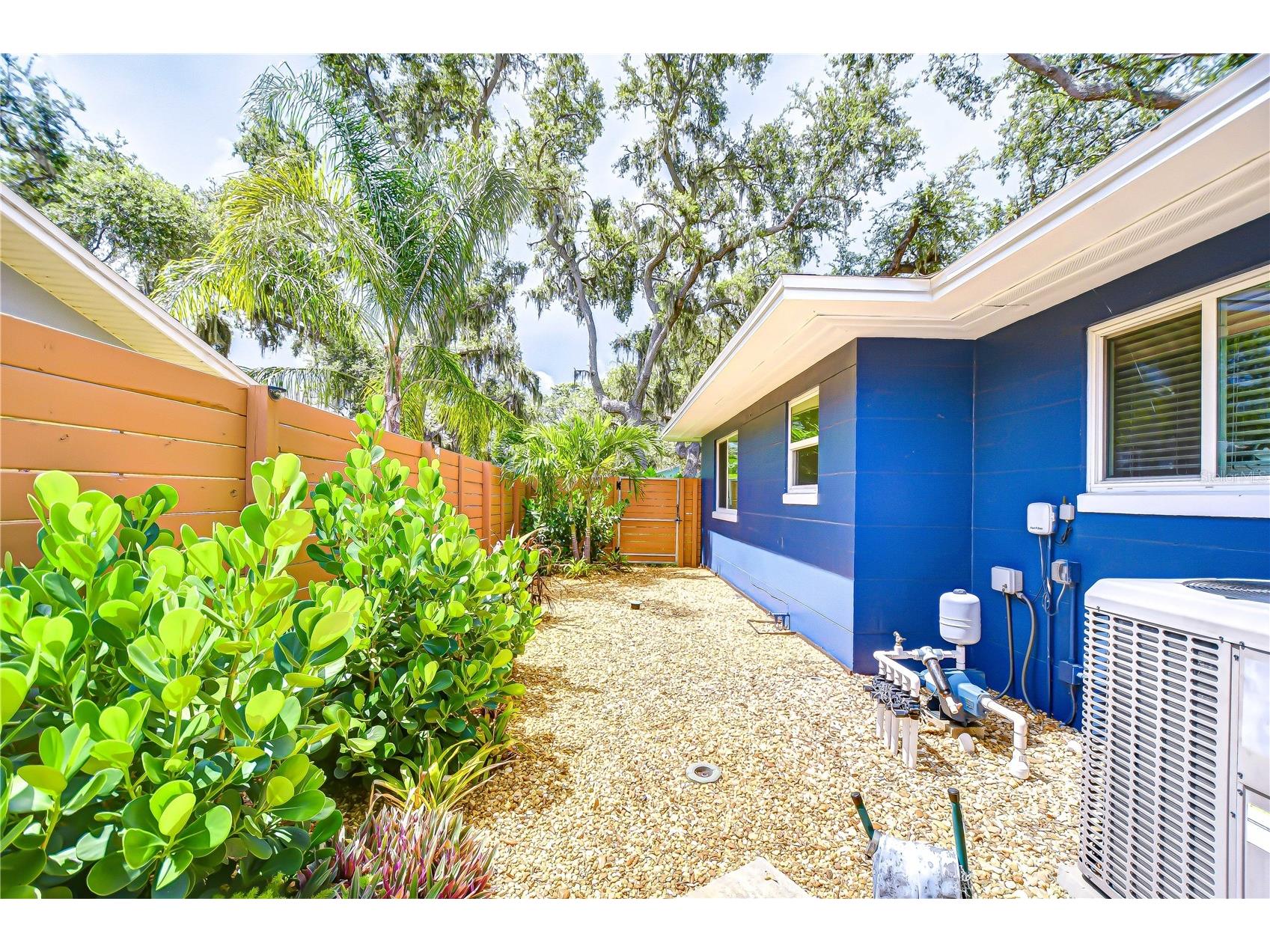 130 63rd Street S Saint Petersburg FL 33707 TB8458571 image43