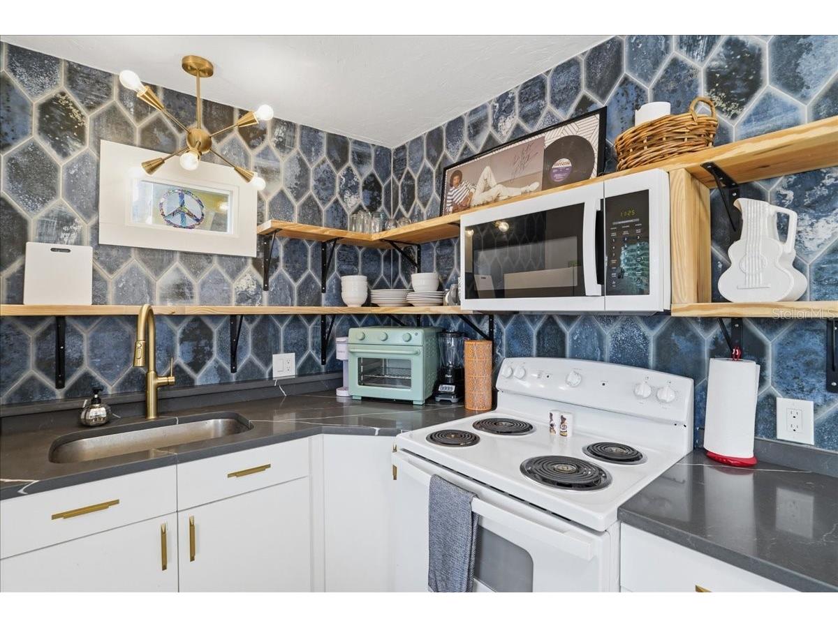 130 86th Terrace Treasure Island FL 33706 TB8499738 image32