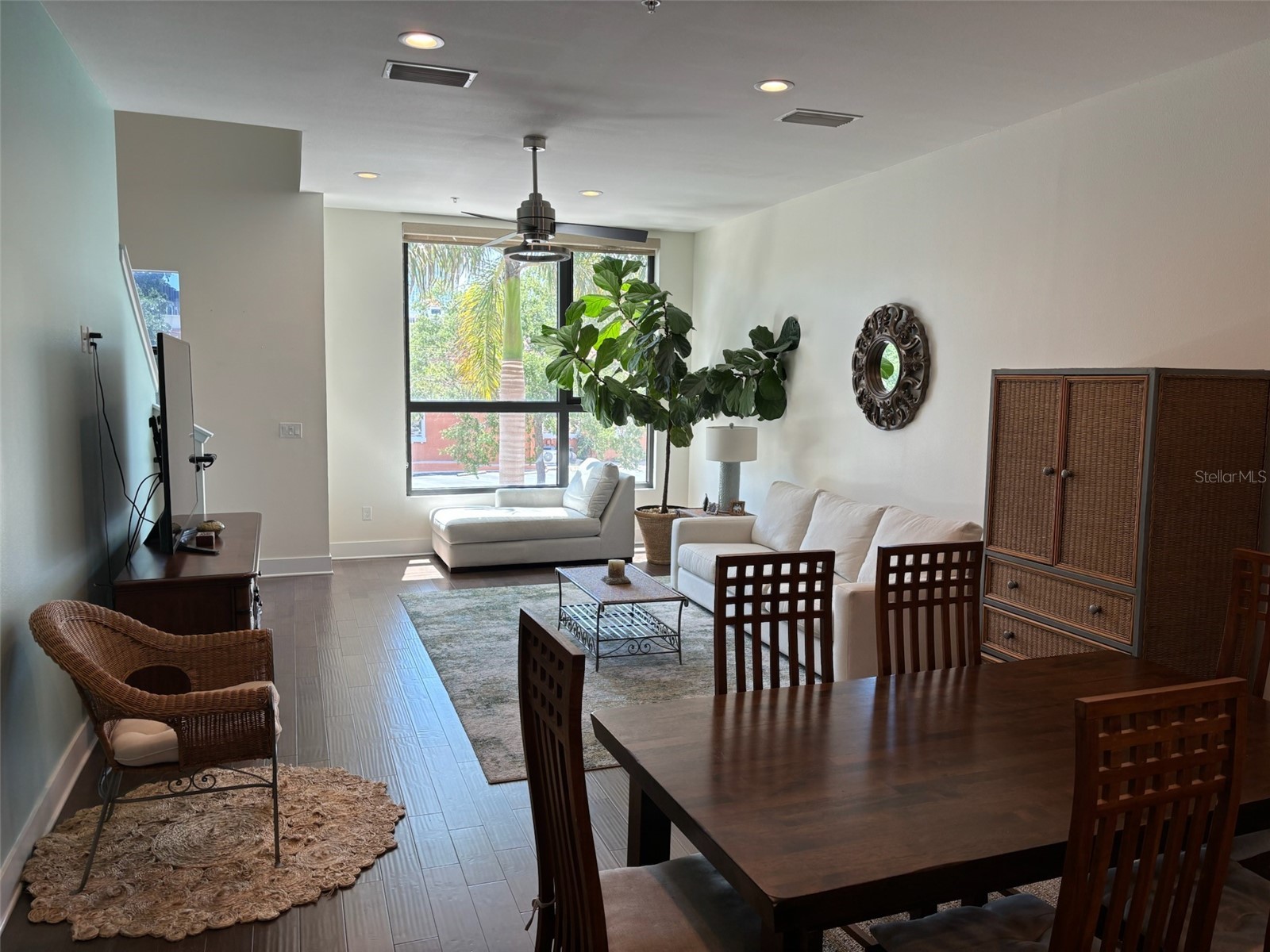 130 8th Street N Saint Petersburg FL 33701 TB8498160 image22