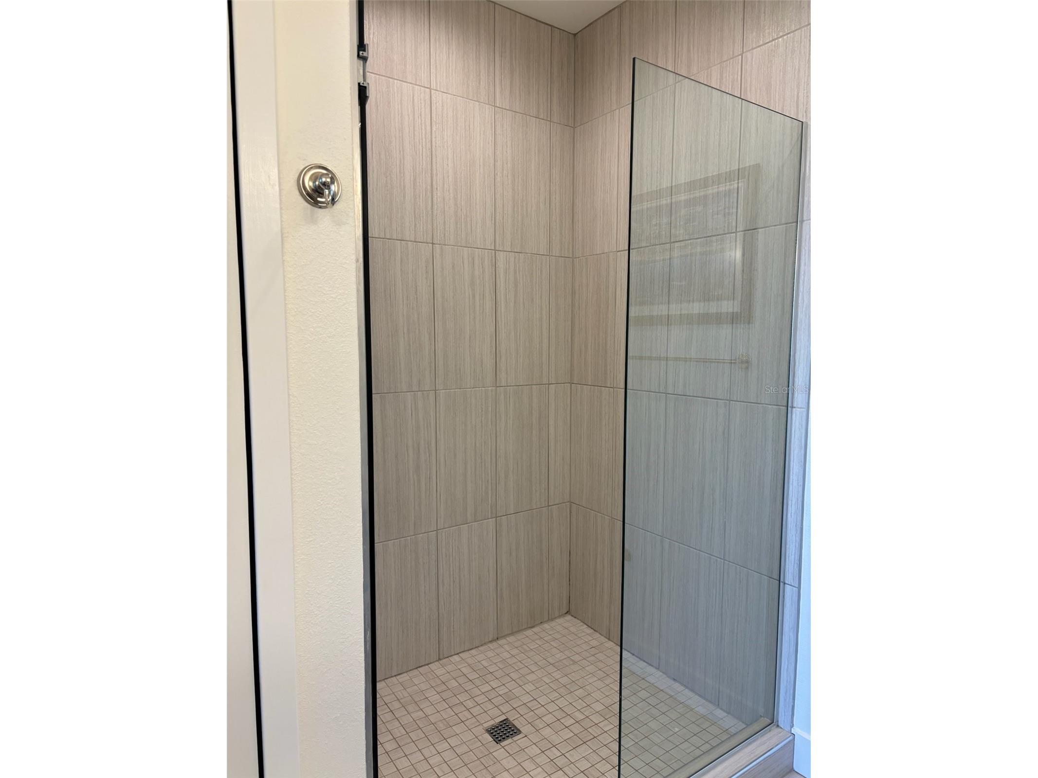 130 8th Street N Saint Petersburg FL 33701 TB8498160 image6