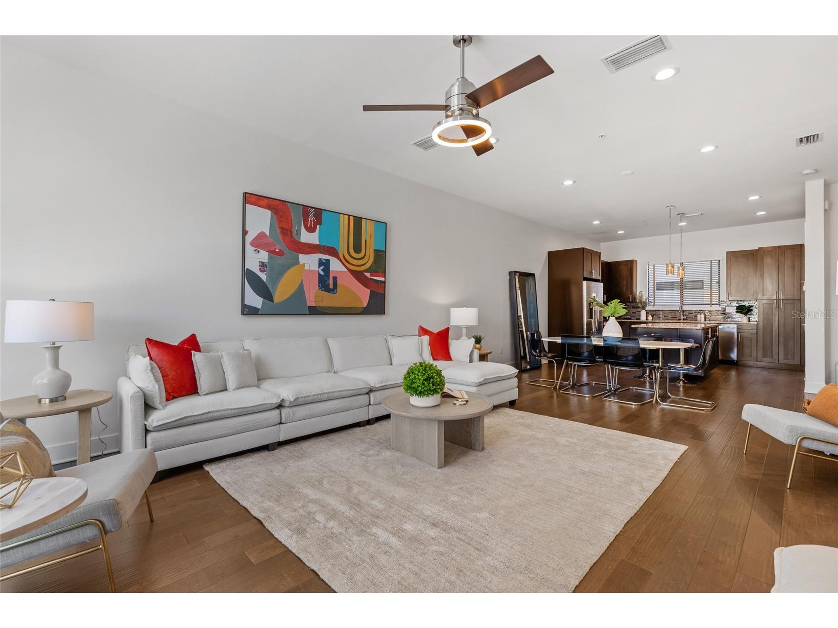 130 8th Street N Saint Petersburg FL 33701 TB8523205 image35