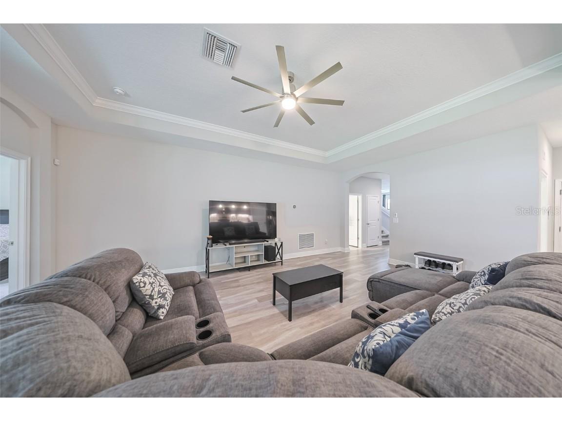 130 Azul Drive Seffner FL 33584 TB8443034 image11