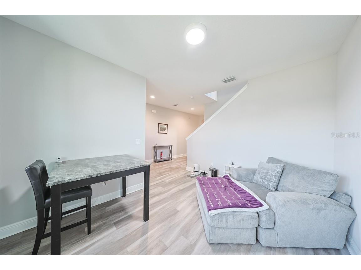 130 Azul Drive Seffner FL 33584 TB8443034 image6